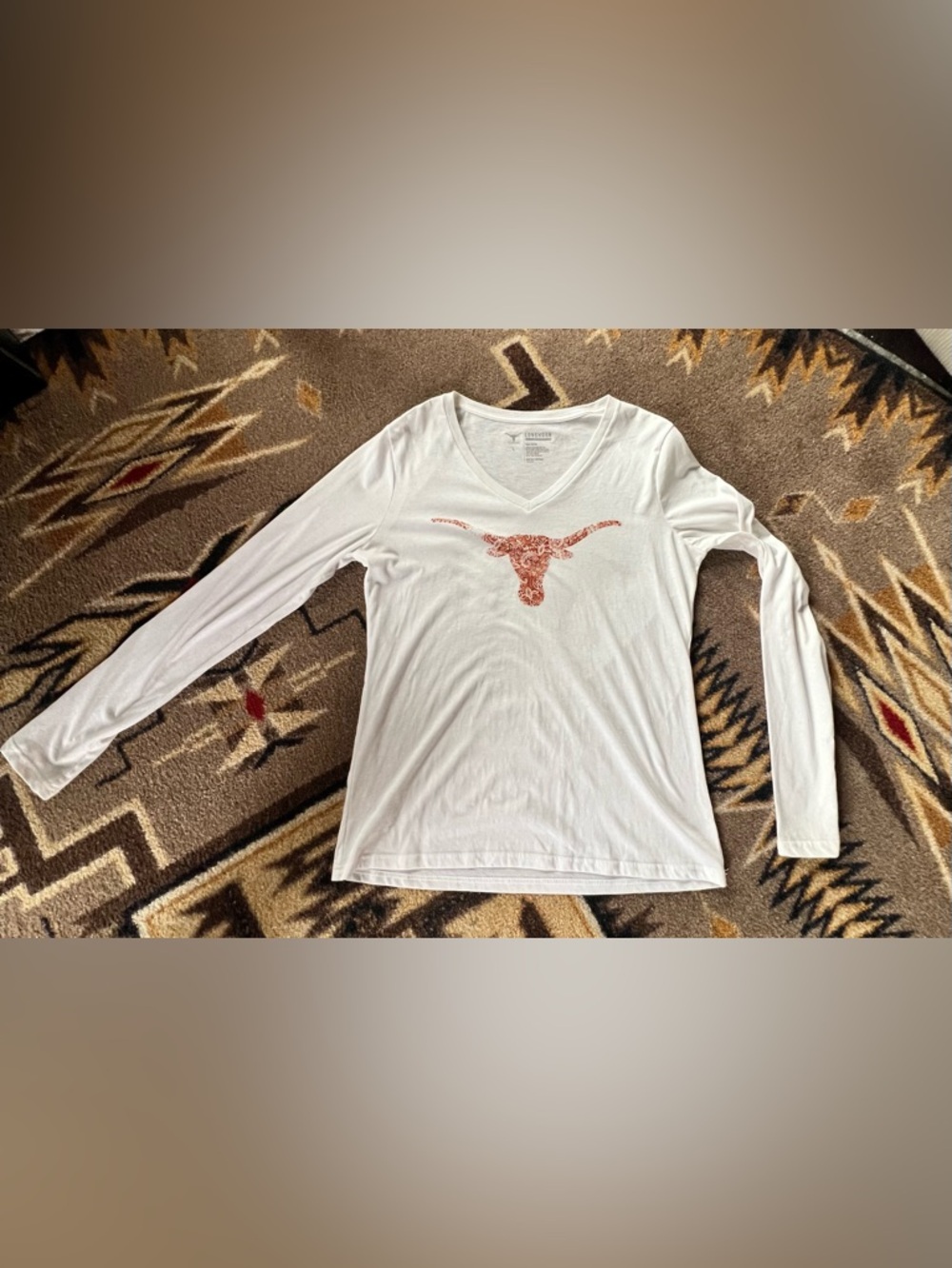 New w/o tag Texas long horn V-Neck Long Sleeve Top - size L